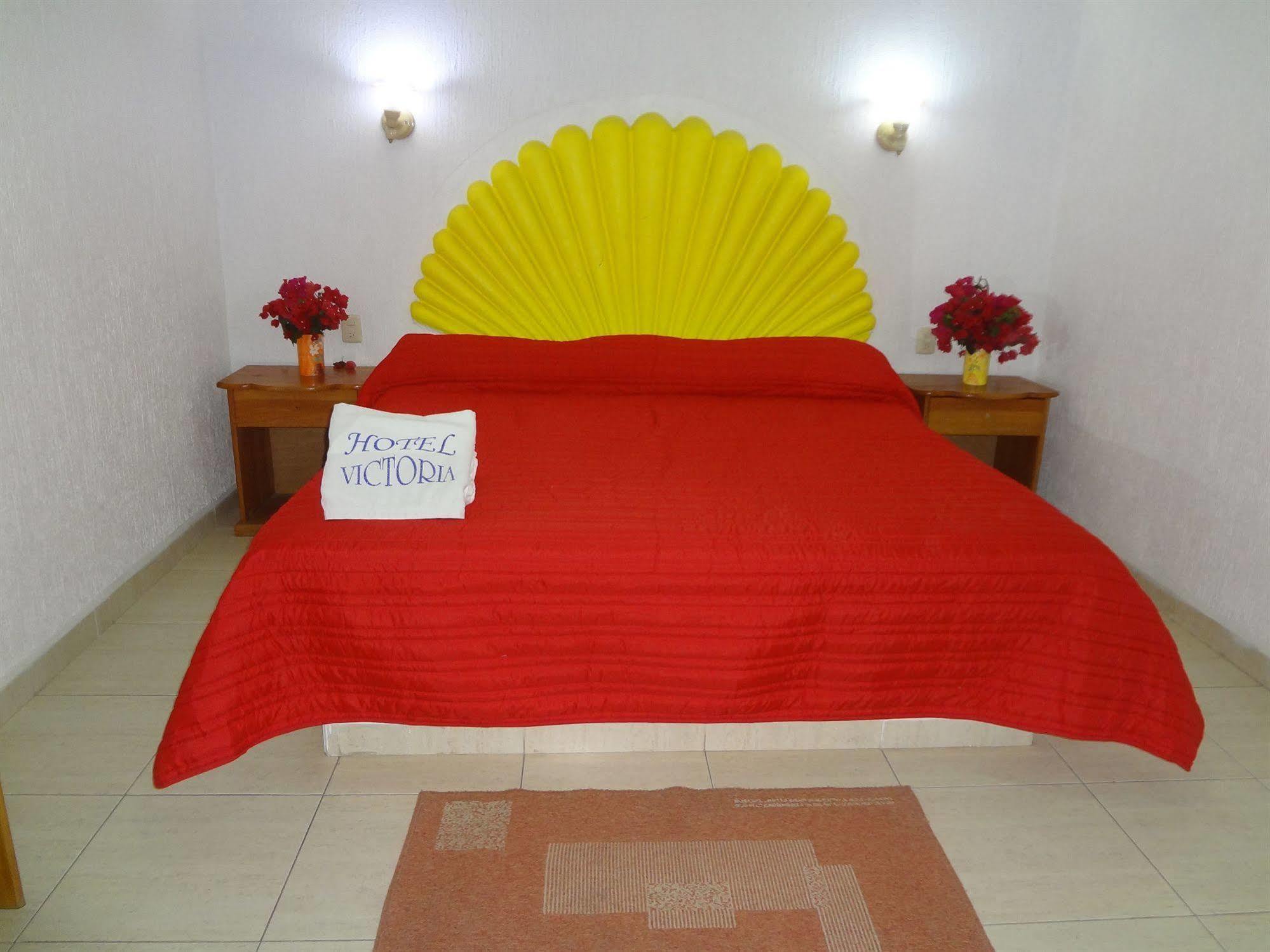 Hotel Victoria Zihuatanejo Exterior photo